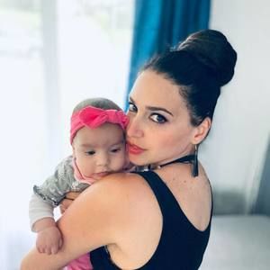 Meet your Posher, Christiane